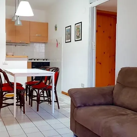 M219 - Marcelli, Trilocale Con Terrazzo A 150mt Dal Mare *